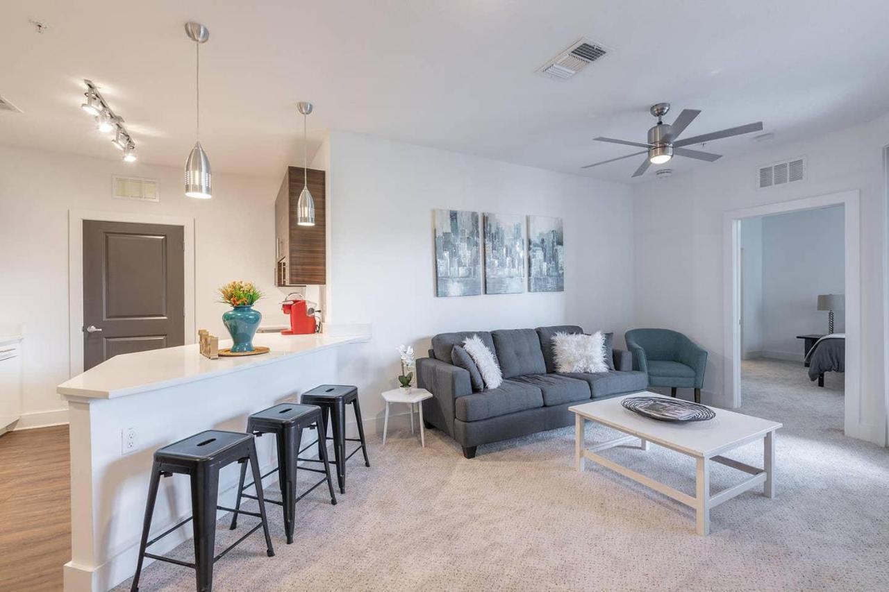 Frontdesk Noho Flats At North Hyde Park Apts Tampa Apartment Ngoại thất bức ảnh